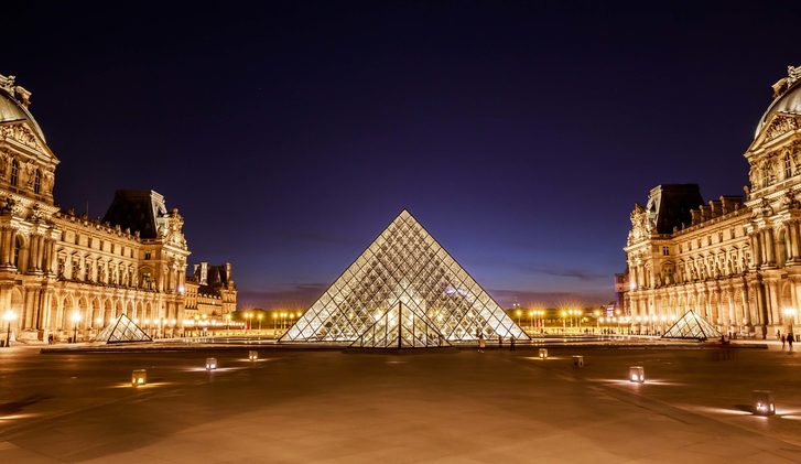 Paříž - Paříž Louvre