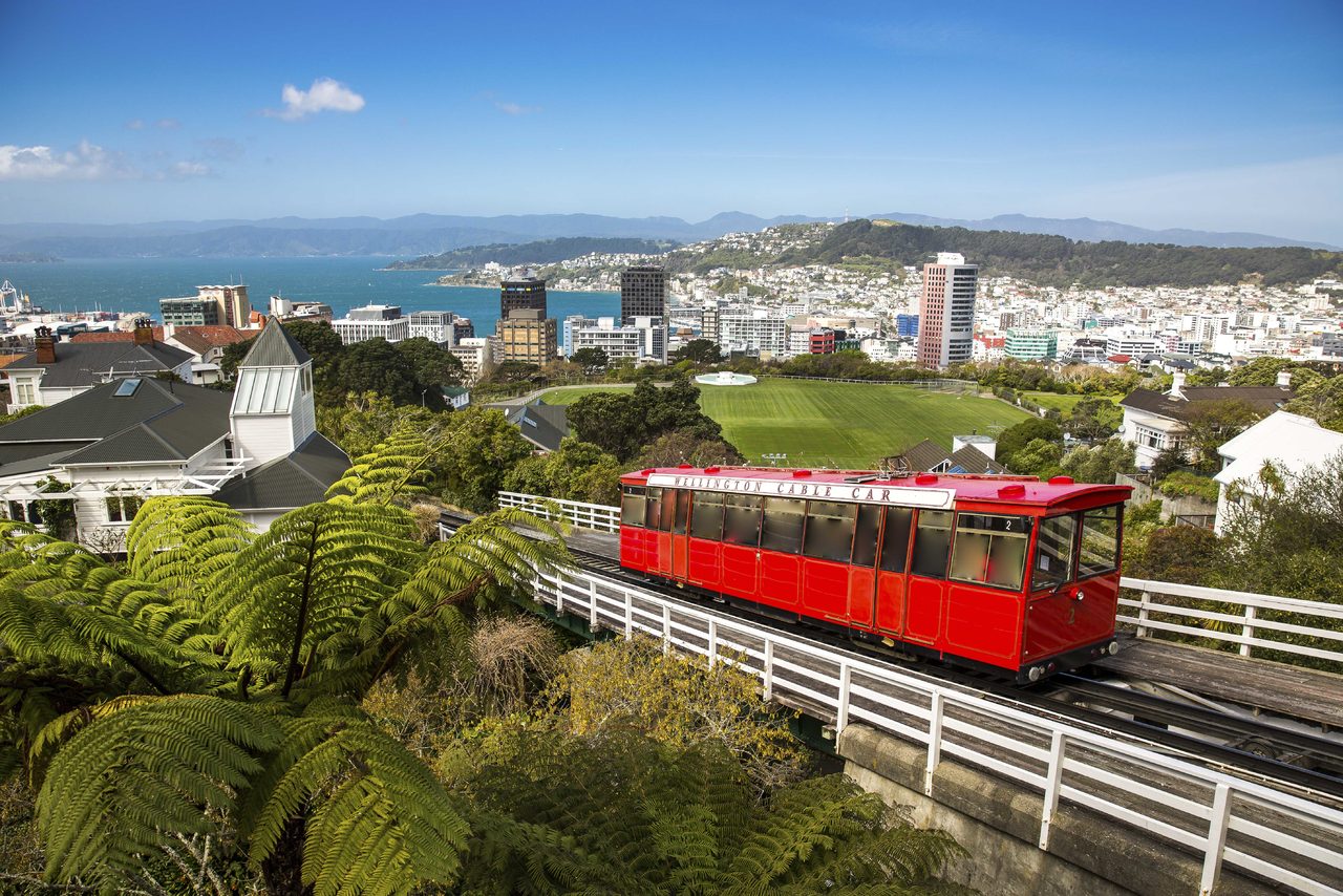 Wellington Novy Zeland Jizni Tichy Ocean Nejlepsi Destinace Pro Plavbu Lodi Plavby Lodi Po Celem Svete Pt Tours