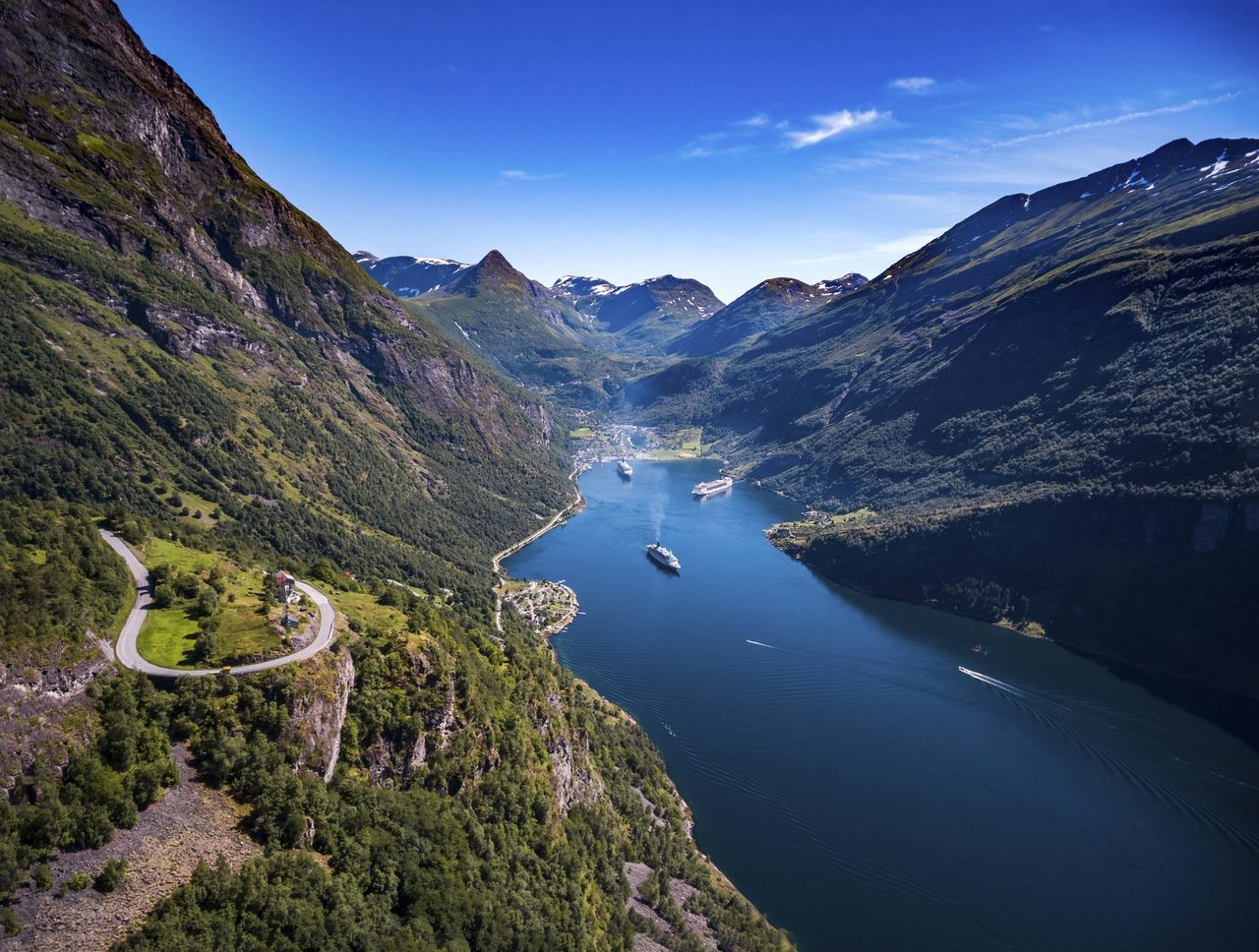 Geiranger, Norsko, Severní, Baltské a Norské moře, Nejlepší destinace pro plavbu lodí, Plavby lodí po celém světě | PT Tours