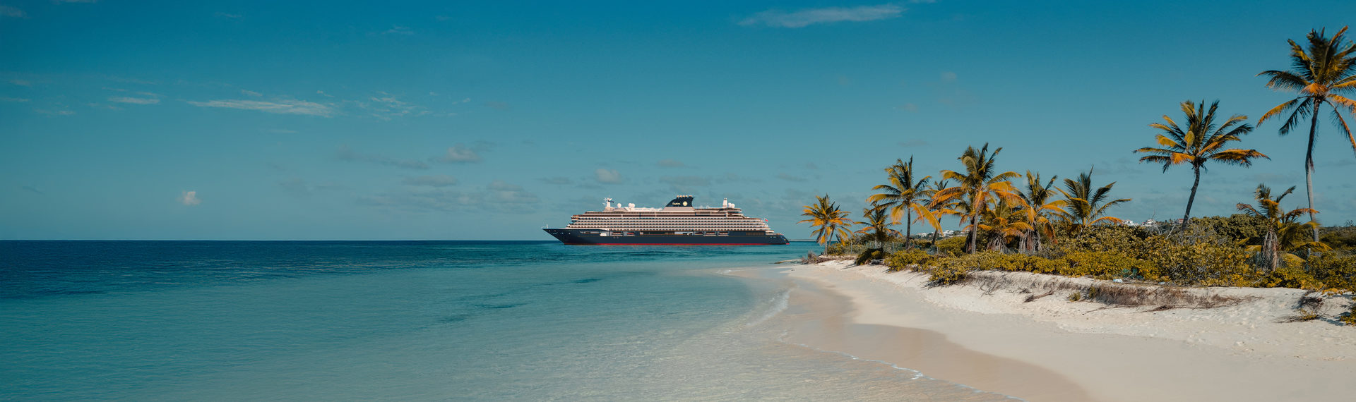 Čím překvapuje nová EXPLORA III? Nejrozsáhlejší kolekce vín na moři, méně emisí, více prostoru