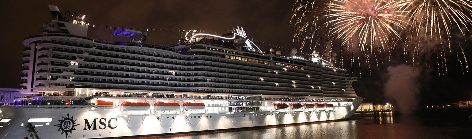 Krst MSC Seaview, najnovšej lode MSC Cruises a najväčšej lode postavenej v Taliansku Krst MSC Seaview, najnovšej lode MSC Cruises a najväčšej lode postavenej v Taliansku