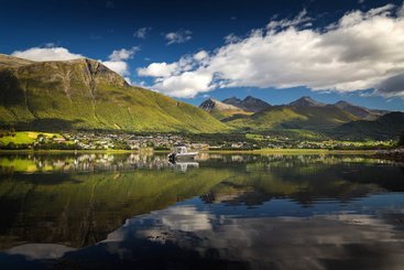 Isfjorden (proplutí)