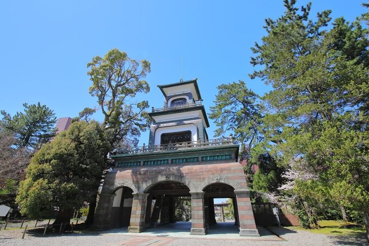 Kanazawa - Brána svatyně Ójama