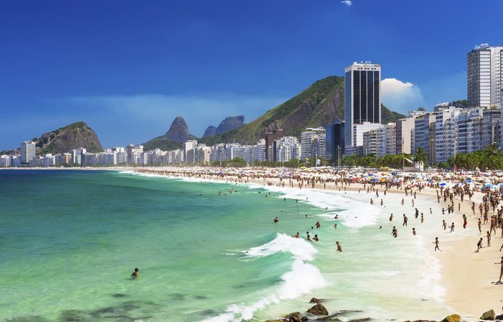 Copacabana - Copacabana Beach v Rio de Janeiru v Brazílii-197565506 - kopie