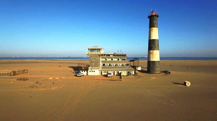 Maják u města Walvis Bay, Namibie