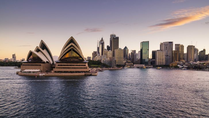 Pohled na město Sydney s Opera House