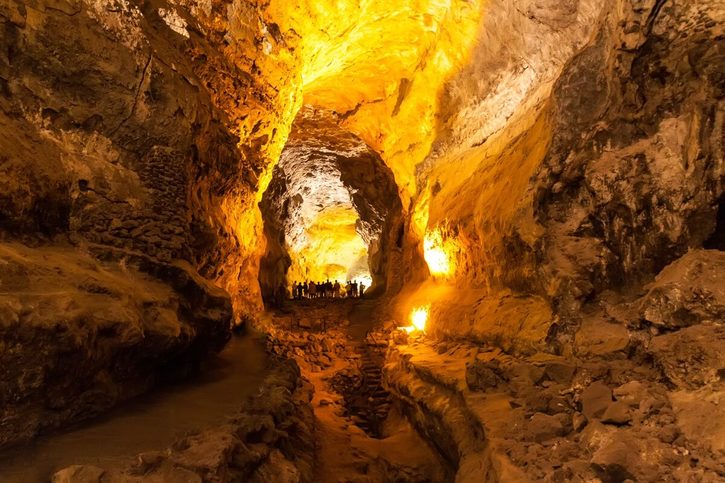 Lanzarote - Sopečná jeskyně Cueva de los Verdes.