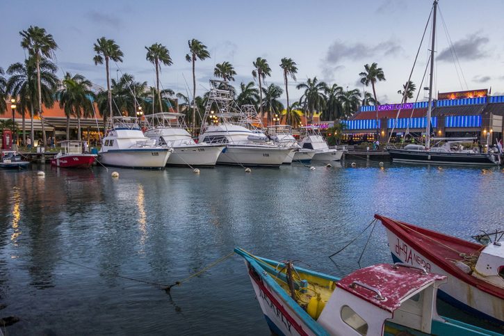 Přístav v Oranjestad, Aruba