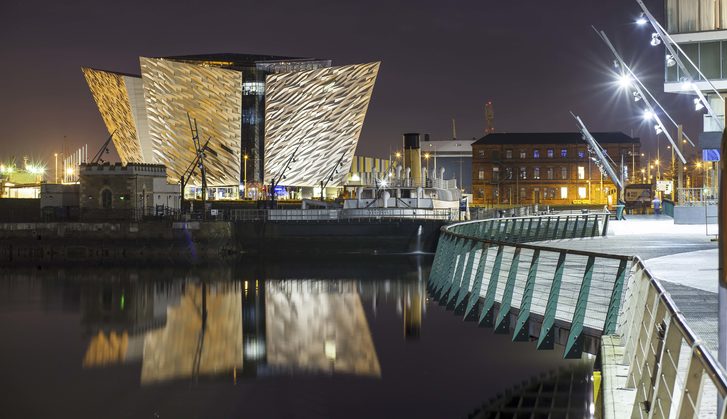 Muzeum Titanicu v Belfastu.