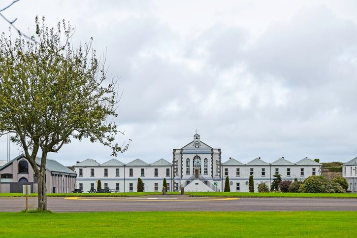 Cobh (Cork) - Kostel ve Fortu Mitchel