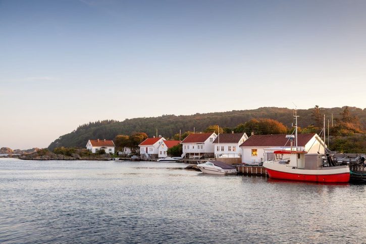 Nábřežní domy na pobřeží Korshamn