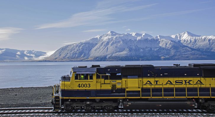 Železniční trať vedoucí skrz Aljaškou