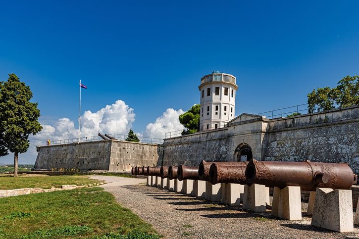 Pula - Pulská pevnost (The Citadel of Pula)