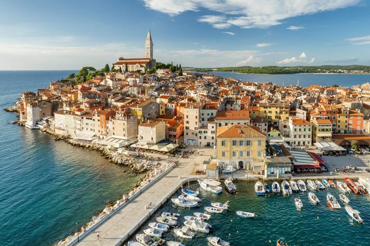 Rovinj - Letecký pohled na historické centrum Rovinje