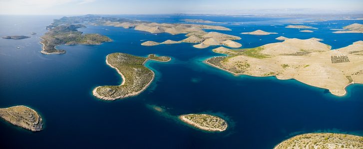 Šibenik - Letecký pohled na národní park Kornati  Šibenik - Letecký pohled na národní park Kornati
