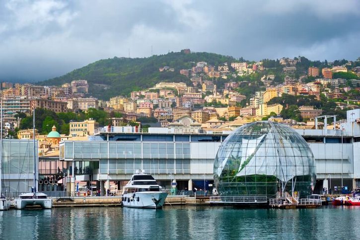 Porto Antico (Starý přístav) a unikátní Biosfera.
