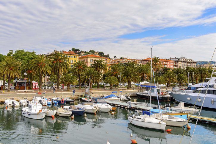 Pohled na přístavní město La Spezia, Itálie
