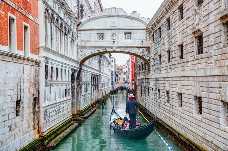 Most vzdechů (Ponte dei Sospiri) 
