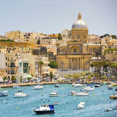 Pohled na záliv ve městě Valletta, Malta