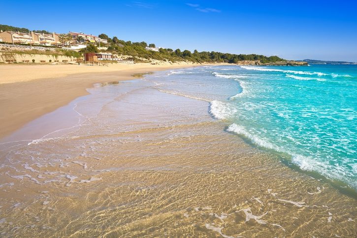Tarragona - písečná pláž Platja Savinosa