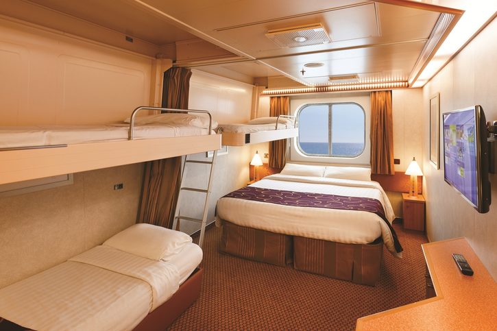 Pětilůžková kajuta s oknem - Costa Diadema