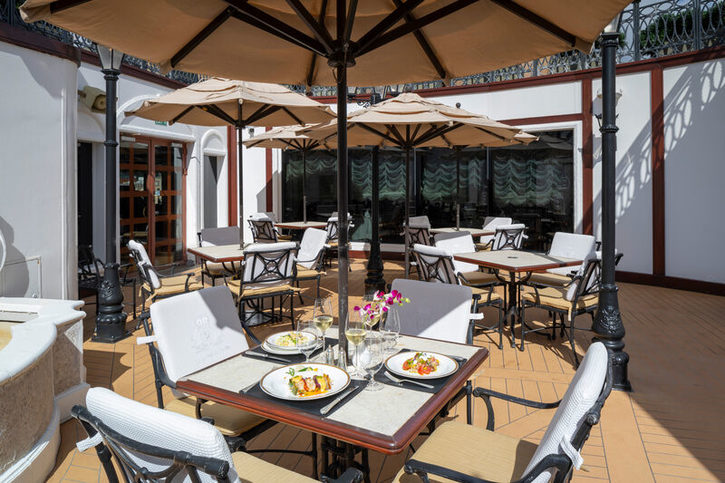 Grills Terrace - Queen Elizabeth