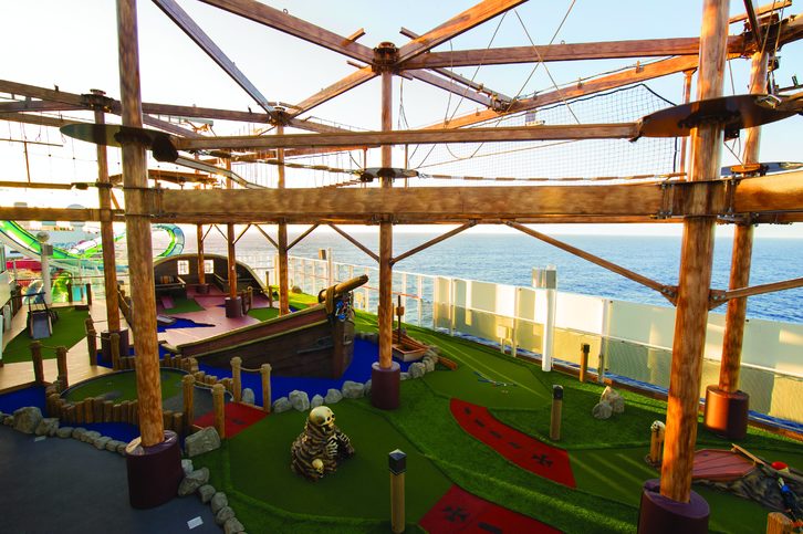 Mini Golf - Norwegian Getaway