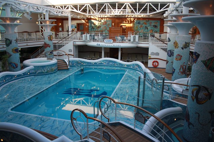Star Princess, bazén