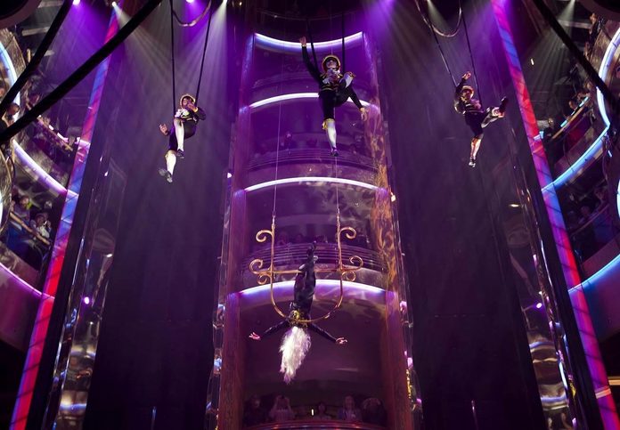 Centrum experience - Rhapsody of the Seas