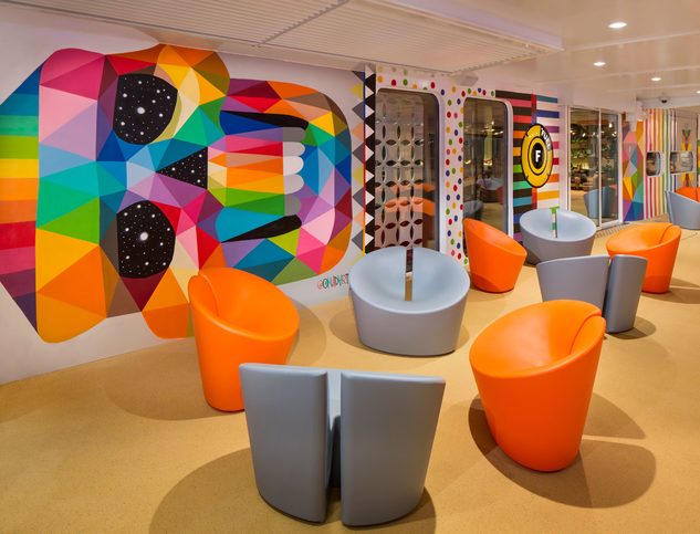 Teen Lounge - Symphony of the Seas