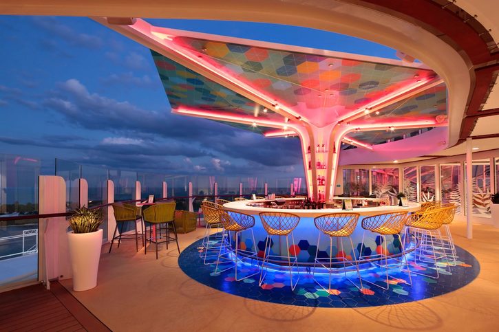 The Vue Bar - Wonder of the Seas