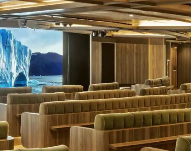 Centrum Discovery - Seabourn Pursuit