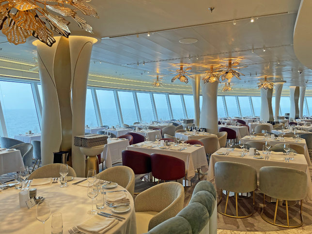 Naše inaugurační plavba na lodi norwegian aqua - 2 restaurace na lodi