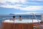 06B_JACUZZI_3374R