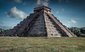 Chichén Itzá, někdy také Chitzén Itzá je zřícenina mayského města v Mexiku