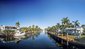Kanály a domy podél řeku ve Fort Lauderdale