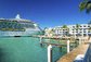 Kotvící výletní loď v Key Westu, Florida