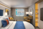 Kajuty s výhledem na čtvrť Surfside (T5) - Legend of the Seas