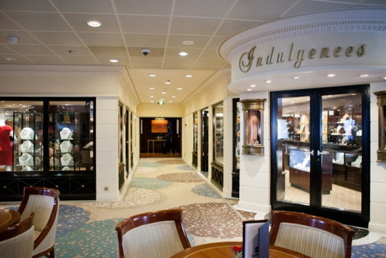 Obchod - Azamara Journey
