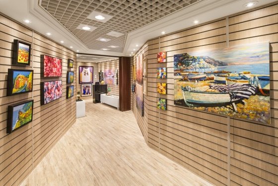 Galerie umění - Azamara Onward