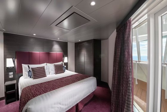 Apartmá Premium Suite Aurea s terasou a vířivkou - MSC Bellissima