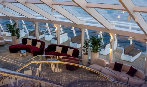 Salonek MSC Yacht Club - MSC World Asia