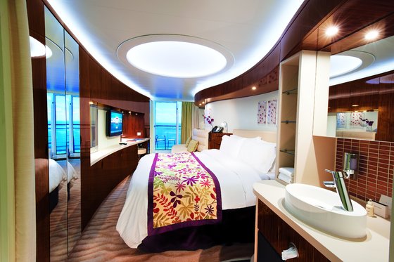 Třílůžková lázeňská kajuta s balkonem - Norwegian Epic