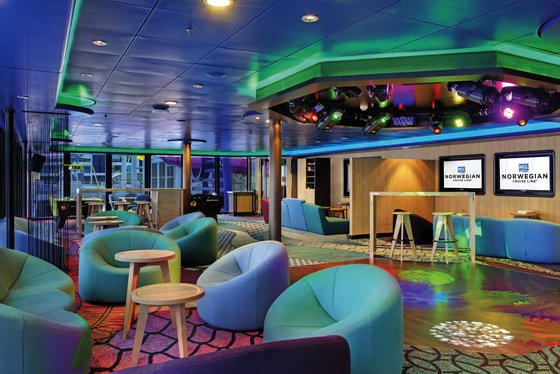 Entourage Teen Club - Norwegian Epic