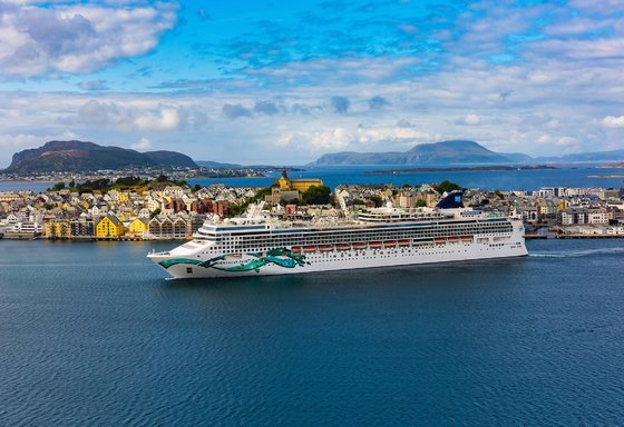 Norwegian jade - ncl_Jade_Aerial_Alesund_Norway_10