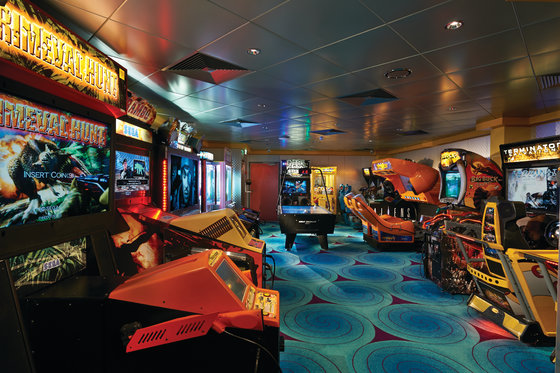 Video Arcade - Norwegian Jewel