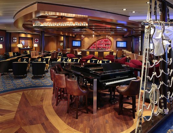 Schooner Bar - Explorer of the Seas