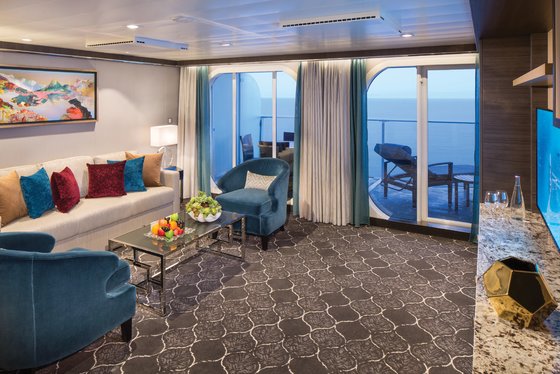 Grand Suite s 2 ložnicemi, obývací část - Symphony of the Seas