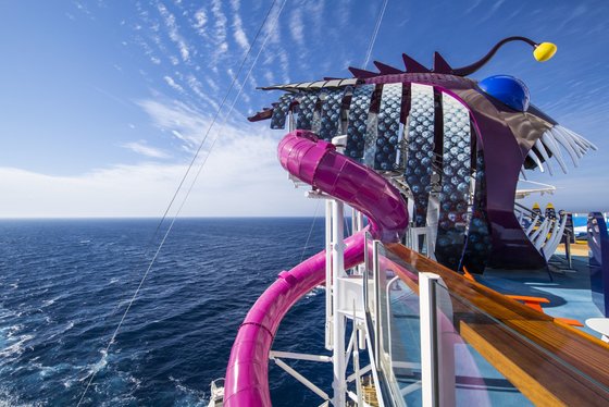 z-symphony of the seas tobogán 3